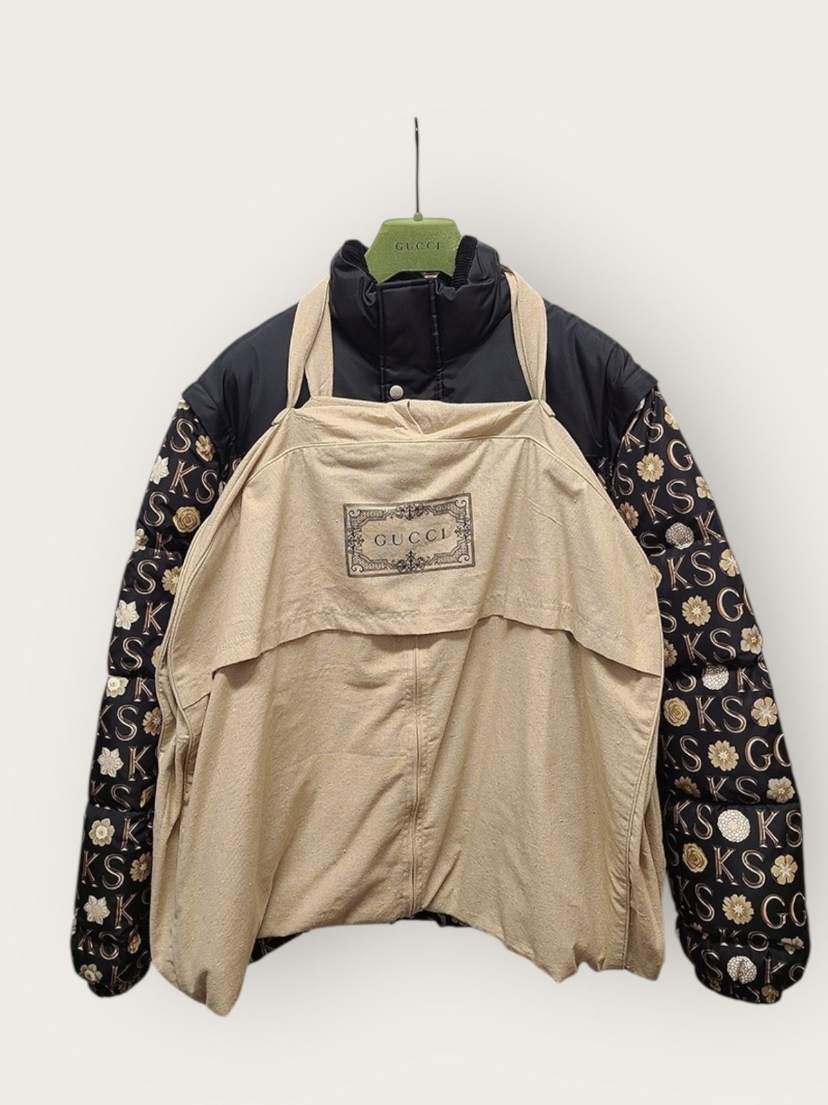 Gucci Black Scott Printed Down Padding Jacket 149… - image 6