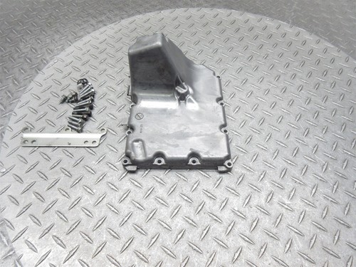 2013 11-20 Suzuki GSXR 750 GSXR750 Oil Pan Sump Engine Belly Cover Lower Motor - Picture 6 of 9
