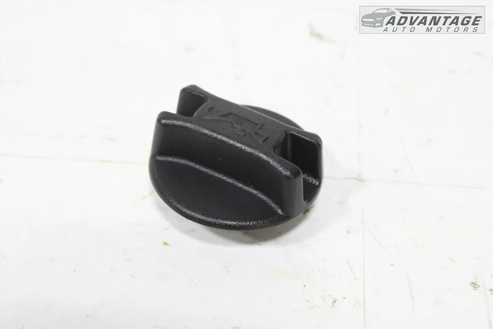 Nissan Rogue Sport SV 2017-2021 2,0 L I4 motor gasolina tapa de llenado de aceite OEM Foto 2 de 4