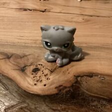 Littlest Pet Shop LPS Authentic 82 Persian Cat Grey With Aqua Green Eyes