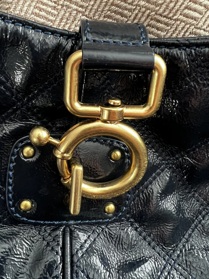 Bolso de Hombro Hobo J.Crew Quincy Acolchado Charol Azul Marino Venta al por menor $200+ Foto 2 de 4