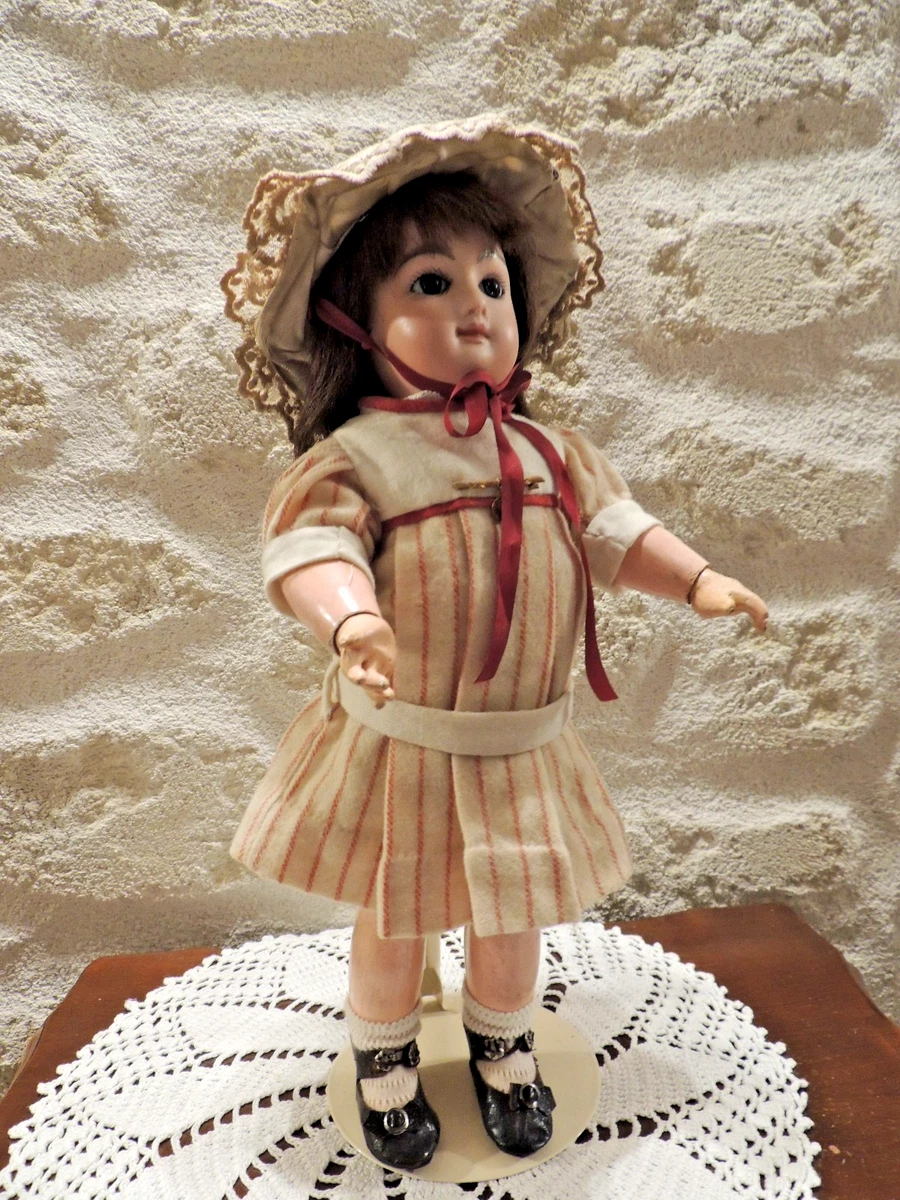 ANCIENNE COPIE DE Poupée Ancienne Jumeau Bouche Fermée - En L'état Pour