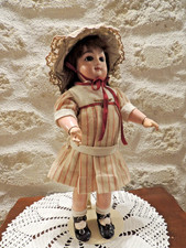Rare poupée ancienne