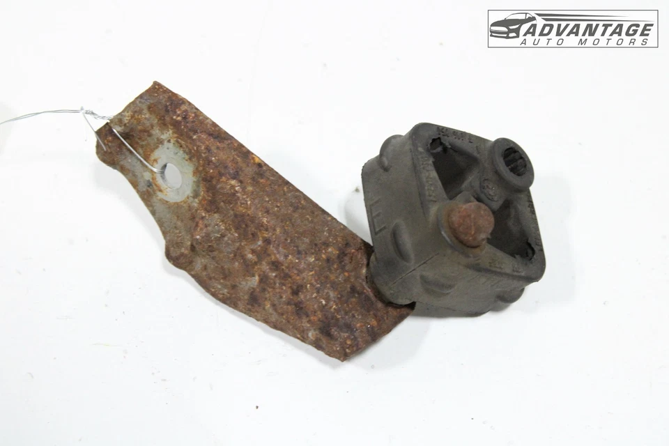 BMW 320I XDRIVE 2013-2018 2,0 L escape trasero izquierdo silenciador tubo suspensión con soporte Foto 4 de 4