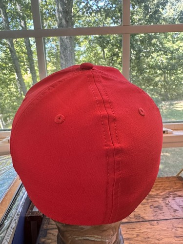 Under Armour Red Hat With White Logo On Front. Hat Cap Fitted L/XL - Picture 7 of 11