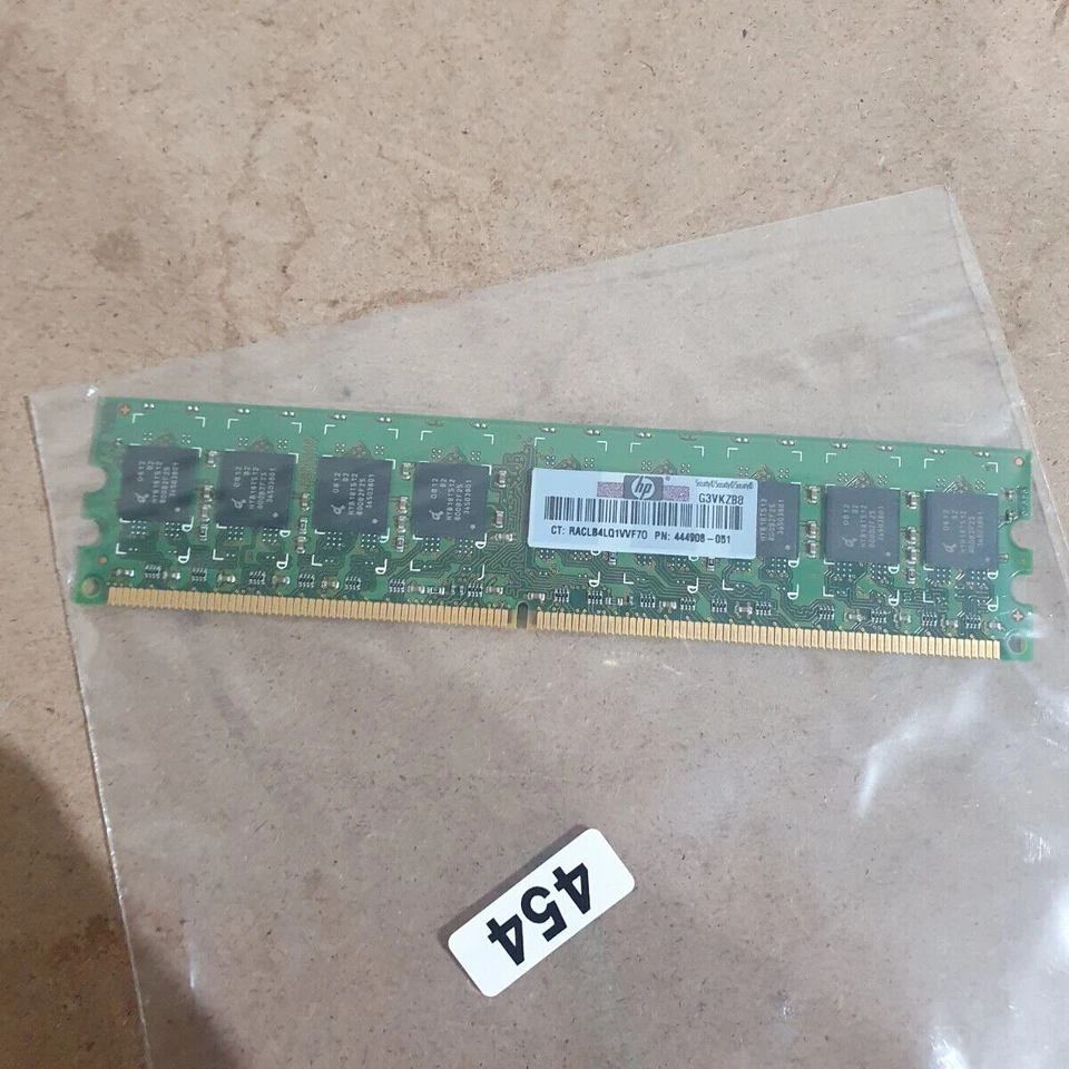 Qimonda HYS72T128020EU-2.5-B2 1GB 2Rx8 PC2-6400 DDR2-800 240-Pin DIMM ECC SDRAM - Image 4 of 4
