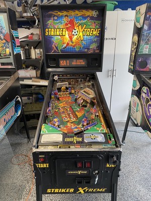 Striker Xtreme Pinball Machine! World Cup Soccer Extreme! Fun Family Game! L@@K!