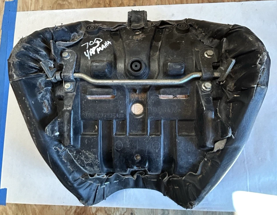 Yamaha XJ700 1985 Maxim asiento delantero del conductor sillín | OEM Seat XJ 700 Foto 2 de 4