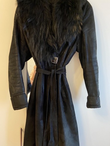Leather Coat , Fox ,belt , Pockets. Insulated( Original Price 650£) - Picture 3 of 6