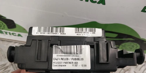 9650618580 Caja Reles/Fusibles para PEUGEOT PARTNER (S2) Combiespace 2006 126161 - Imagen 2 de 8