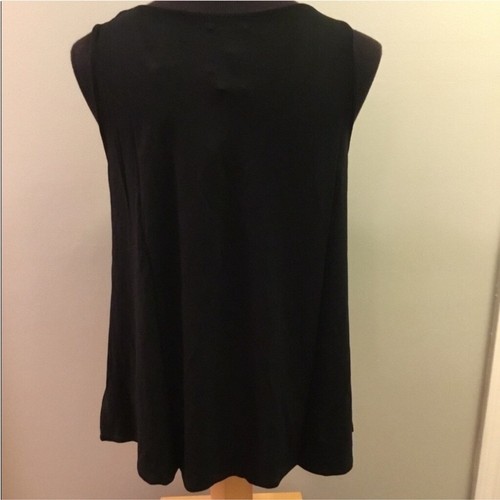 Love,fire black scoop neck ribbed & Pom Pom detail Woman/Junior Xlarge - Picture 12 of 14