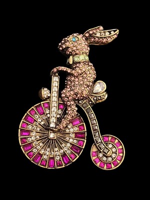 Vintage, signierte Heidi Daus Anstecknadel Brosche ''Hase unterwegs''