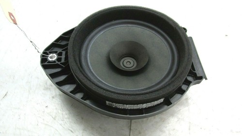 Altavoz de audio puerta trasera izquierda Chevrolet Malibu 2016-2018 fabricante de equipos originales
