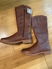 bogs brown Leather boots women size 6.5