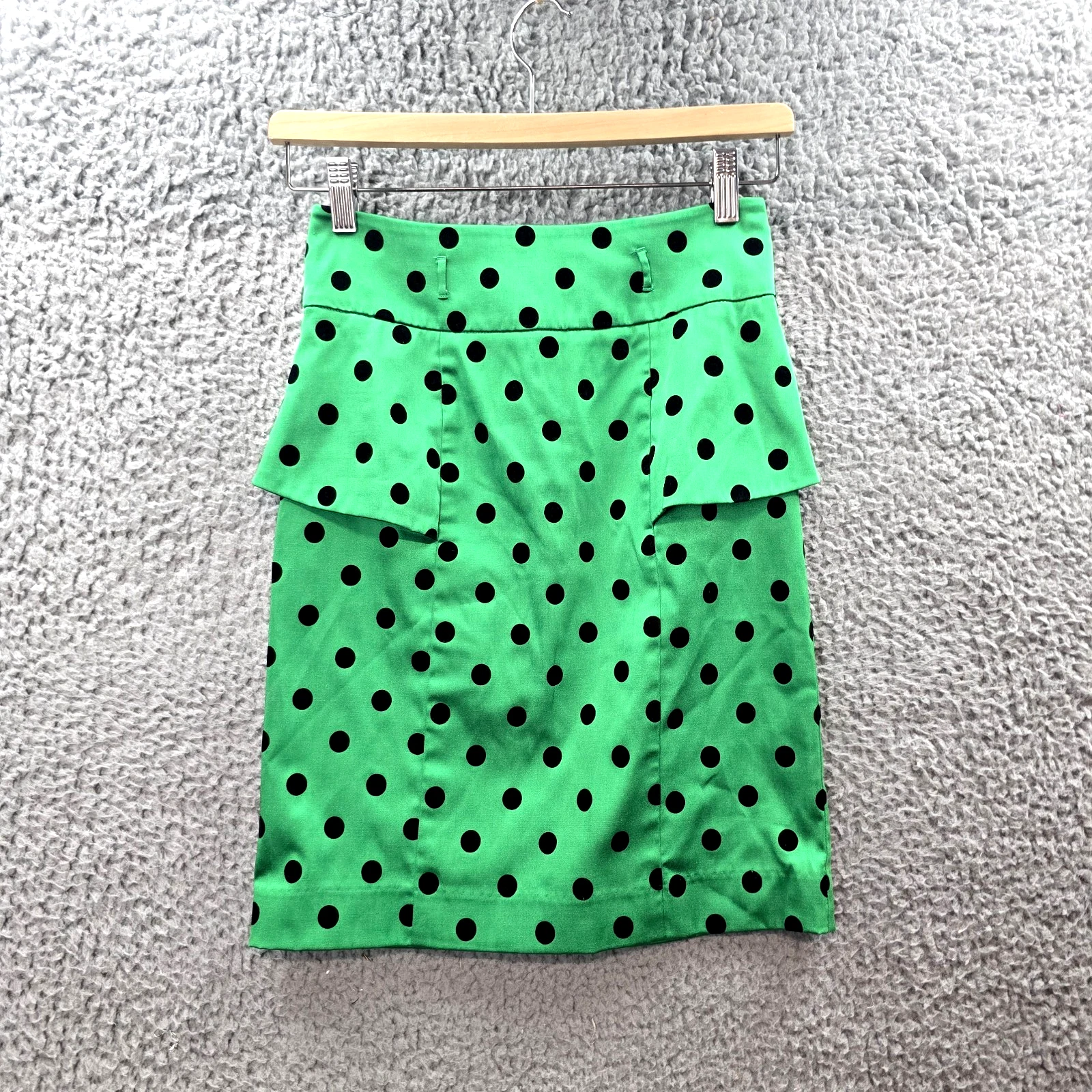 Review Skirt Womens Pencil Mini Size 6 Green Satin Black Velvet Spot