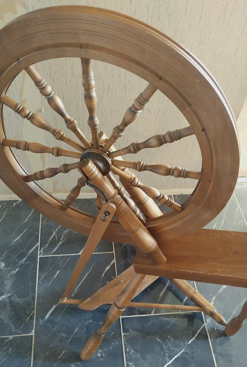 Vtg Spinning Wheel Signed Country Craftsman Saxony 112392