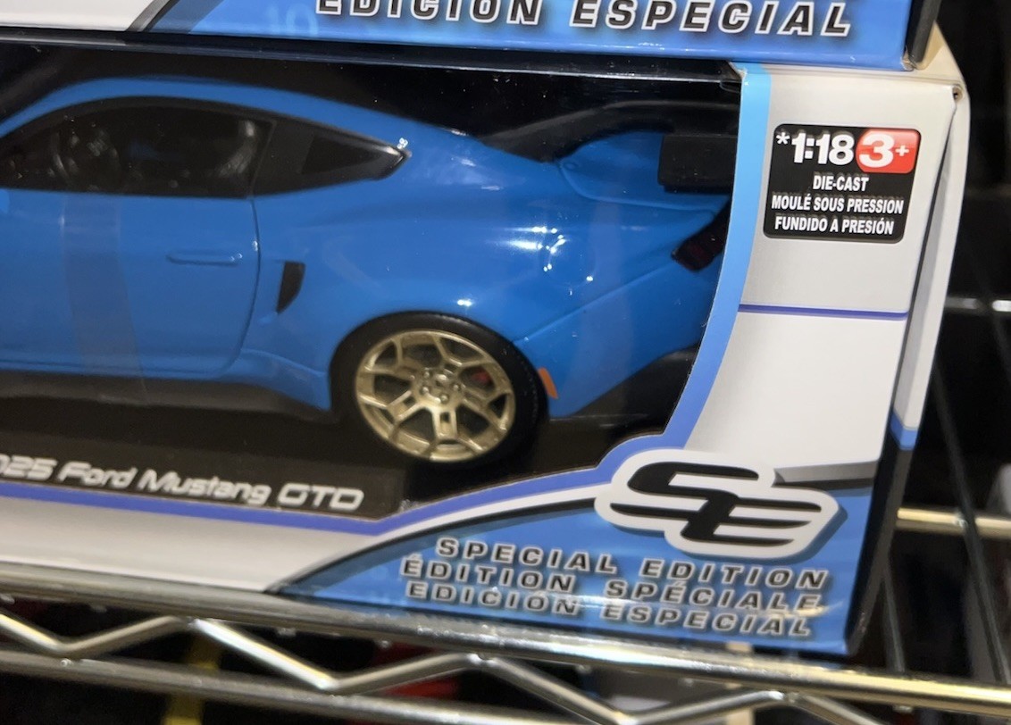 Maisto 1:18 2025 Ford Mustang GTD - Performance Blue - NEW IN BOX - 1/18 Scale