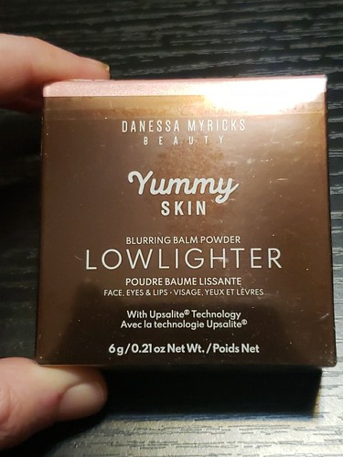 DANESSA MYRICKS Yummy Skin Lowlighter Blurring Balm Powder In UNBOTHERED 0.21oz - Picture 1 of 6