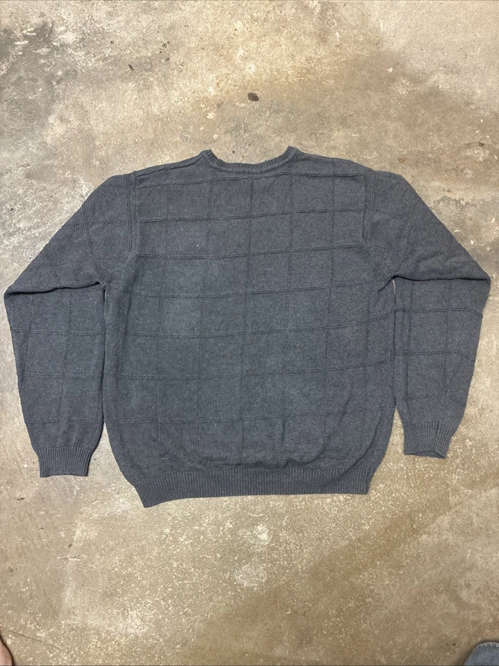 Suéter acanalado tejido manga larga Izod gris oscuro para hombre Foto 2 de 3