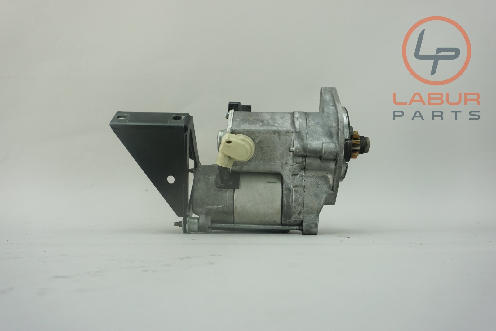 M139 03-19 Maserati GranTurismo Quattroporte Engine Motor Starter  A463