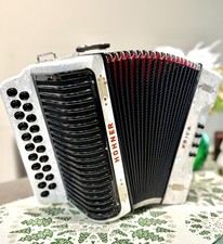 Hohner Erica Pearl White custom