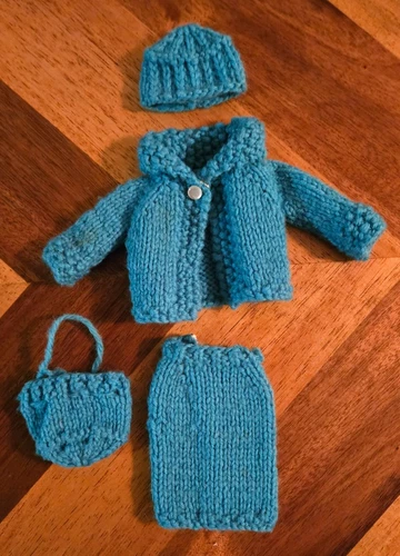 VINTAGE BARBIE DOLL KNIT OUTFIT JACKET SKIRT HAT PURSE WITH SNAPS OOAK