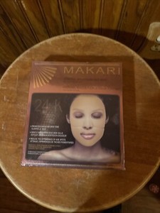 Makari 24K Gold Hydro Gel Mask – Powerful Anti-Aging Treatment w/Gold Particles