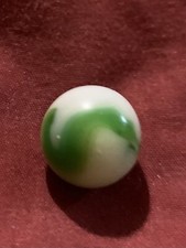 Ravenswood Green And White Swirl Marble 5/8  