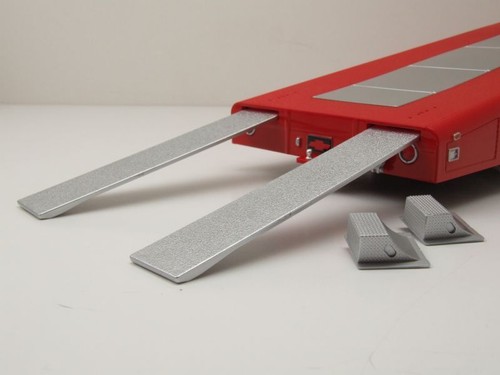Chevrolet C-30 Ramp Truck 1967 rot Modellauto 1:18 Acme - Bild 7 von 9