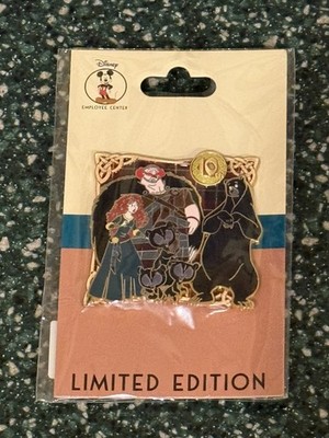 Disney DEC Cast Exclusive Brave 10th Anniversary Pin LE 250 bear form 