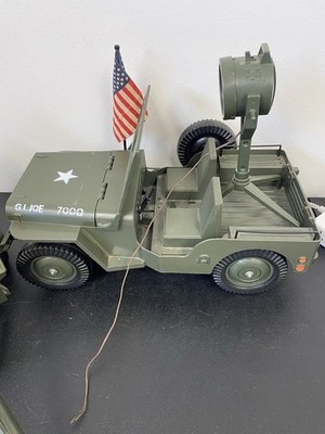 Vintage 1960s Hasbro GI JOE Official Jeep 7000 and Trailer Cannon