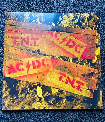 AC/DC T.N.T. LP aus der 2024er Auflage aus den PowerUp Stores