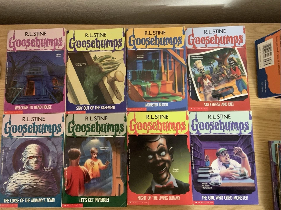 Goosebumps 1st Edition Paperback Books Complete Set Lot 1-62 Series R.L. Stine - Image 3 of 4