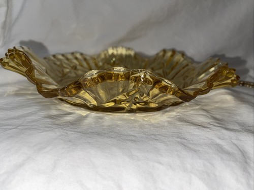 VTG Amber/Yellow Federal Glass Pioneer Fruit Pattern Ruffle Edge 11in Plate - Picture 3 of 10