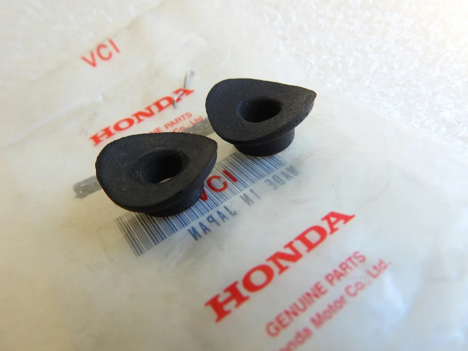 HONDA XR600,XR500,XR350,XR250,XR200.CR500,CR480,CR250,CR125.XL600,VALVE CAP,STEM - Image 3 of 3
