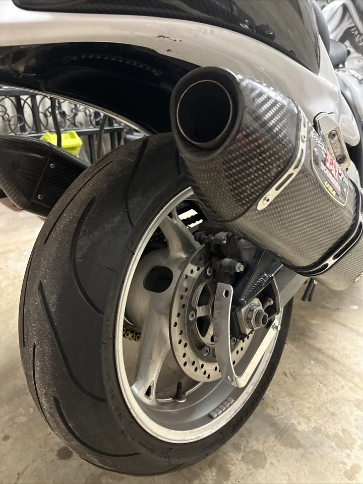 Curved License Plate Relocation Holder Tag Bracket for Suzuki Hayabusa 1999-now - Image 3 of 4