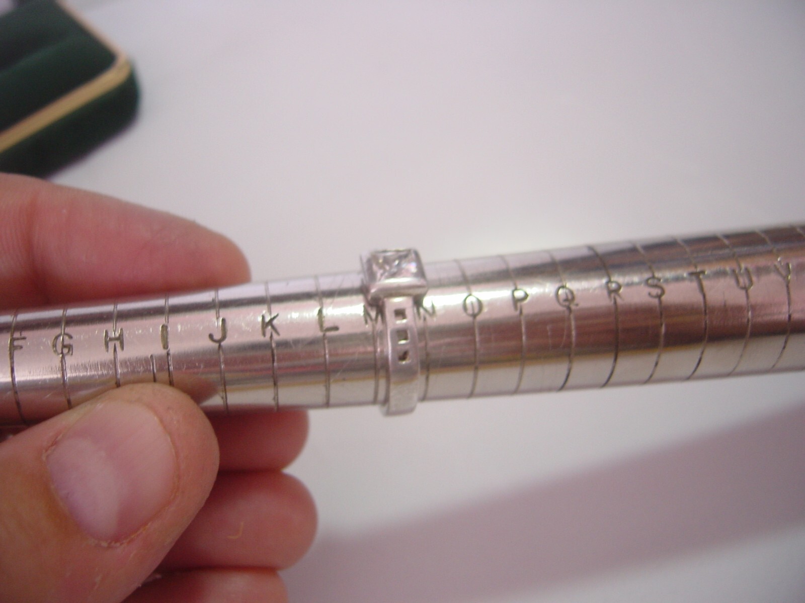 BEAUTIFUL SOLID SILVER RING-SUPERB SQUARE SPARKLY… - image 4