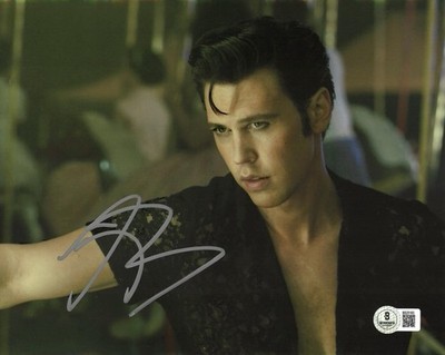 AUSTIN BUTLER SIGNED/AUTOGRAPHED ELVIS 8x10 PHOTO - BECKETT COA