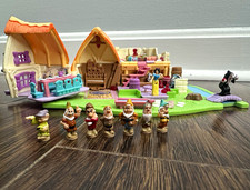 Snow White the Seven Dwarfs Folding Cottage Polly Pocket Bluebird w/ Figures