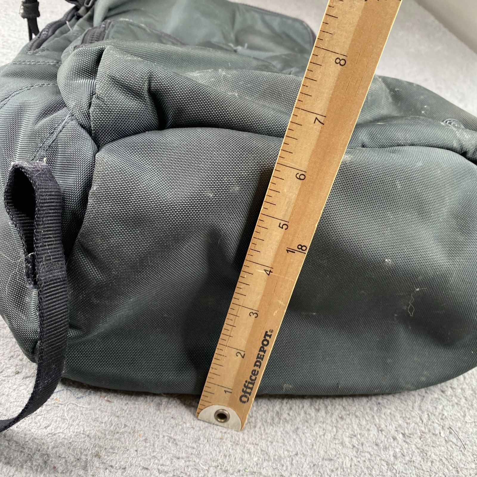 Lululemon Assert Backpack Green Canvas Adjustable… - image 18