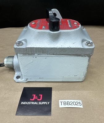 PREOWNED- Appleton Electric EDK-F21-Q Industrial Hazardous Location Snap Switch