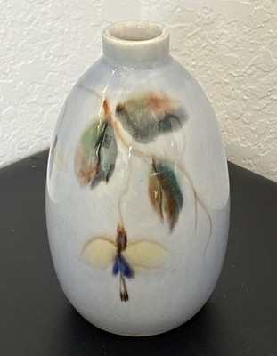Vintage MCM studio pottery vase created by master ceramicist Francis Joseph Von