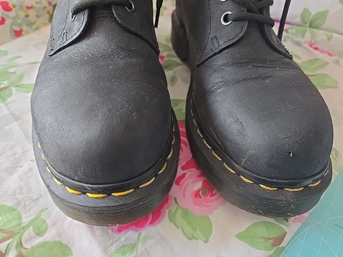 Dr. Martens 1460 W WP Waterproof Drywair Black Lace Up Doc Boots Women’s Size 6 - Picture 2 of 11
