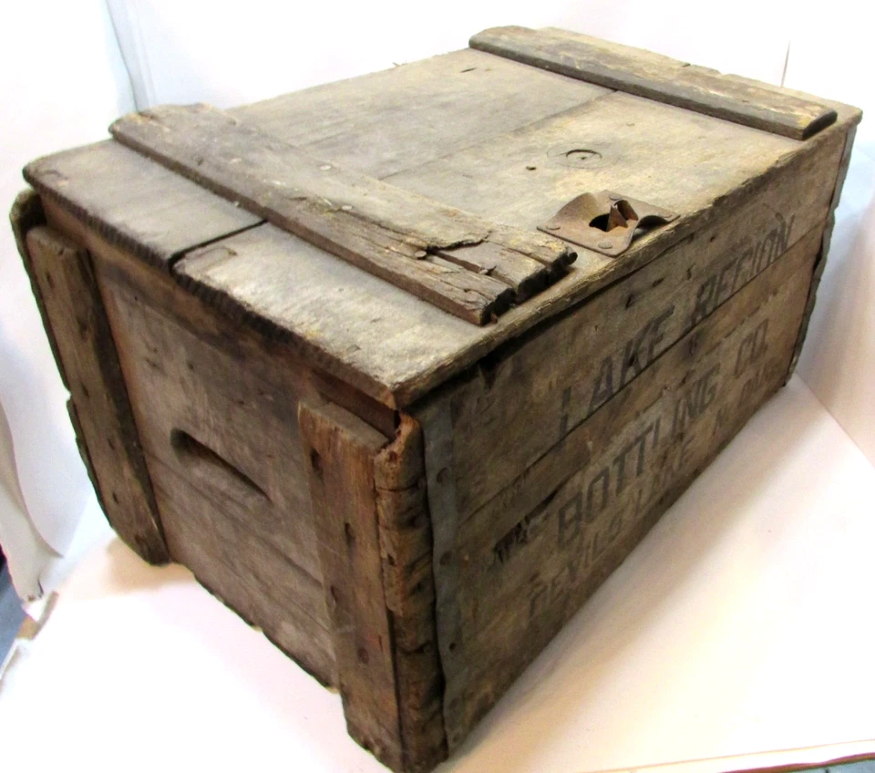 Old 1900's Rare Devils Lake ND Bottling Antique Wood Soda Beer 24 Case Box w Lid - Image 2 of 4