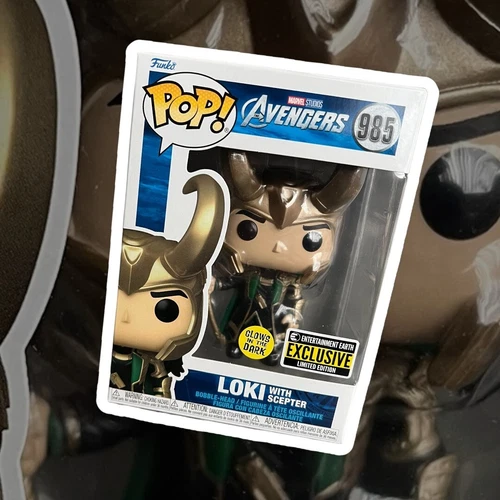 Funko Pop! Marvel GITD LOKI Entertainment Earth (Exclusive) #985 w. Protector