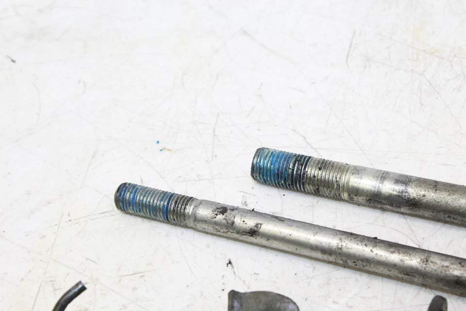 2005 Suzuki Bandit 1200 Gsf1200s Bolts Hardware Screws - Image 4 of 4