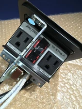 ALTINEX TNP151 TILT ‘N PLUG JR 2+2 TABLETOP INTERCONNECT BOX 110V