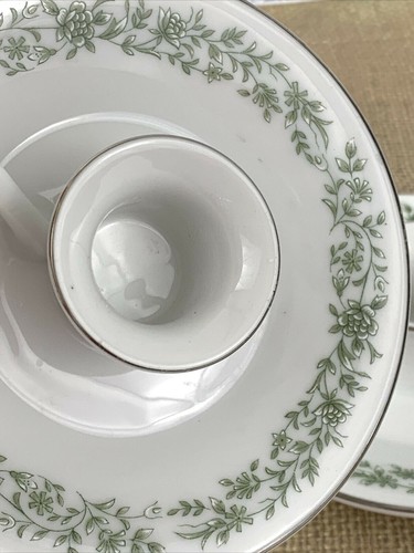 2 Mikasa Montclair Taper Candle Holders G9059 White Green Floral Platinum 4.5"D - Picture 8 of 11