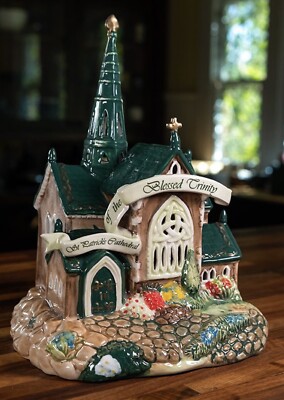 Blue Sky Clayworks St Patrick Cathedral Of Blessed Trinity Candle House NIB