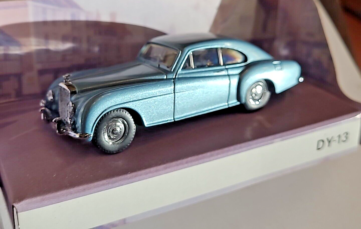 dinky 1/43 ベントレー コンチネンタル $_57.JPG?set_id=880000500F